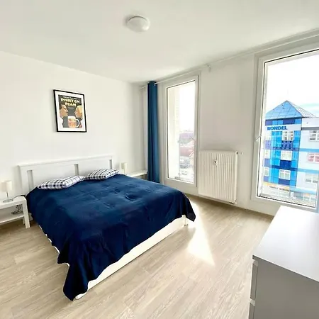 Apartment Two-room With Garage In The Center